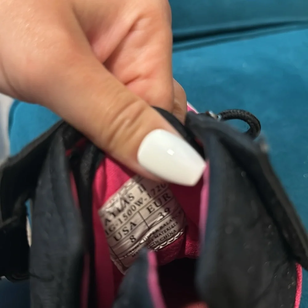 Pink high top sneakers - Picture 4 of 4